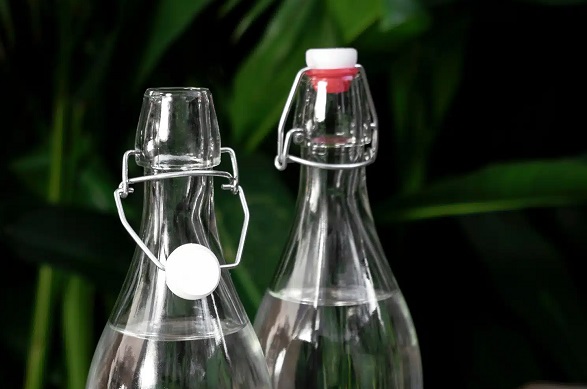 Choosing The Right Glass Container For Your Product: A Comprehensive Guide